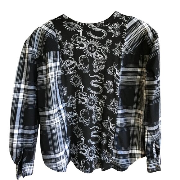 Reworked Flannel Sweatshirt, S-M: Upcycled Oversized, Celestial Sun Moon Serpent - Picture 3 of 9